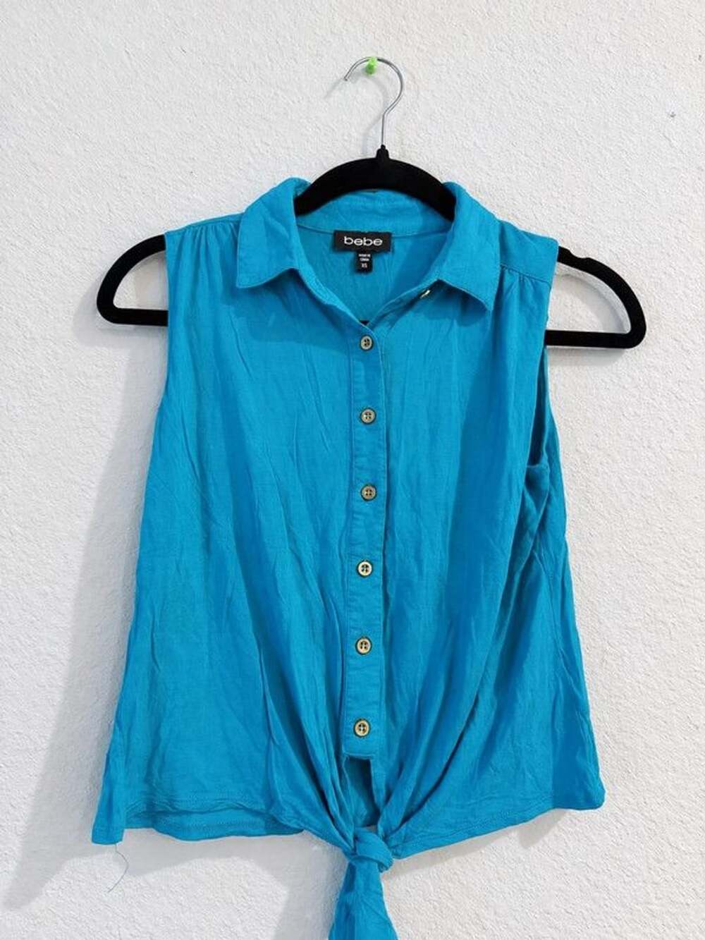 bebe Turquoise Y2K Style Tie Front Sleeveless Blouse XS
